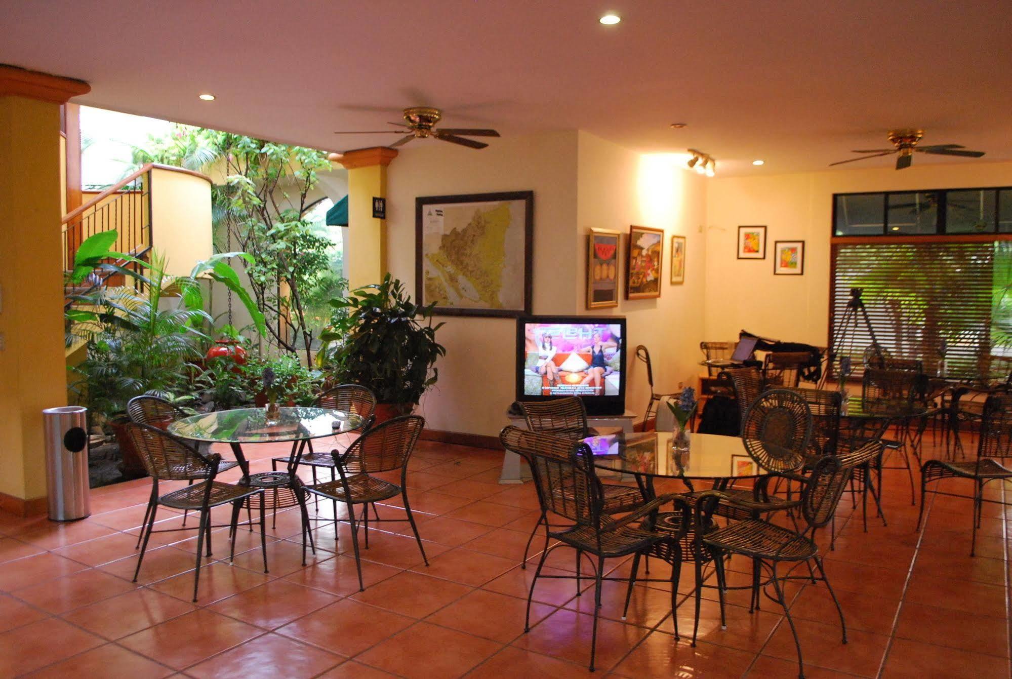 Hotel Brandts Los Robles de San Juan Managua Exterior foto